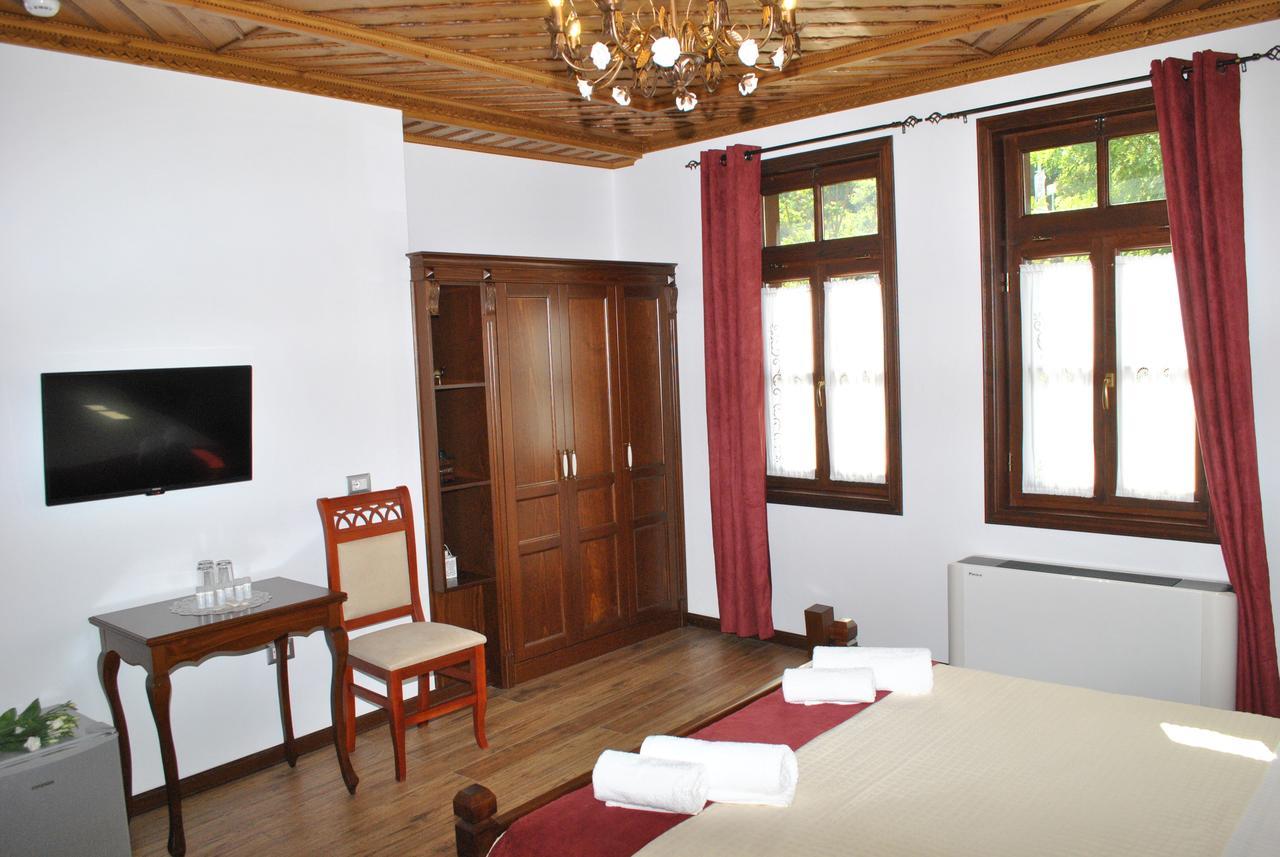 Hotel Kastro Gjirokaster Bagian luar foto