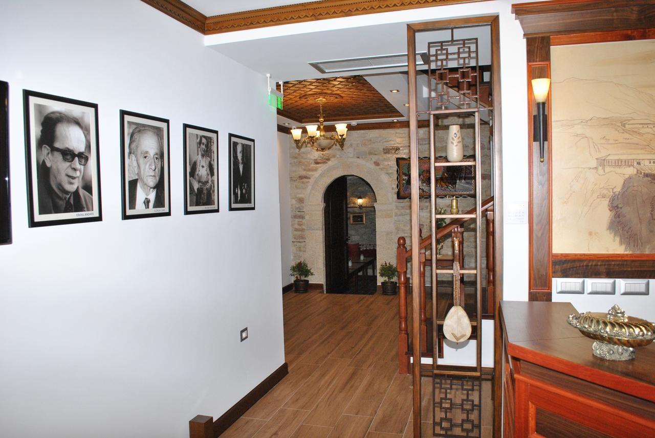 Hotel Kastro Gjirokaster Bagian luar foto