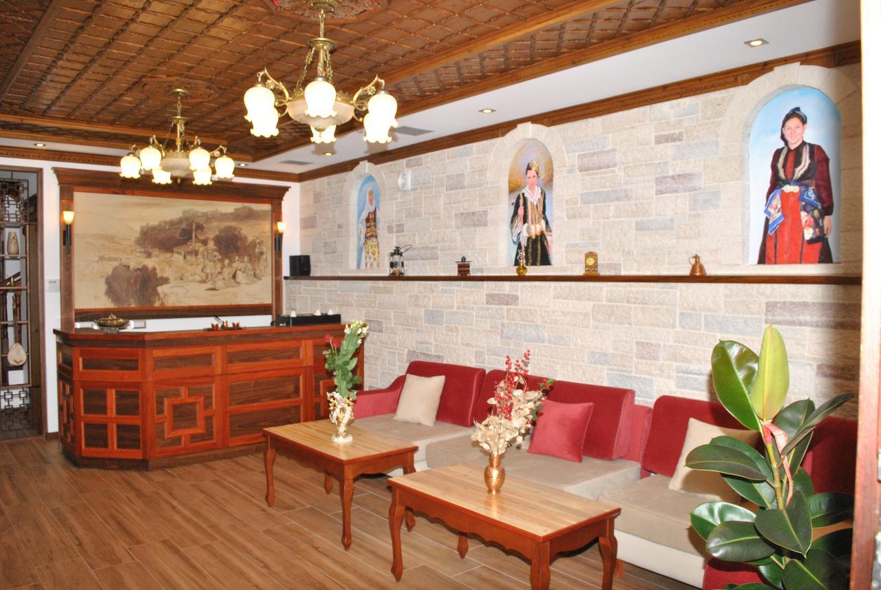 Hotel Kastro Gjirokaster Bagian luar foto
