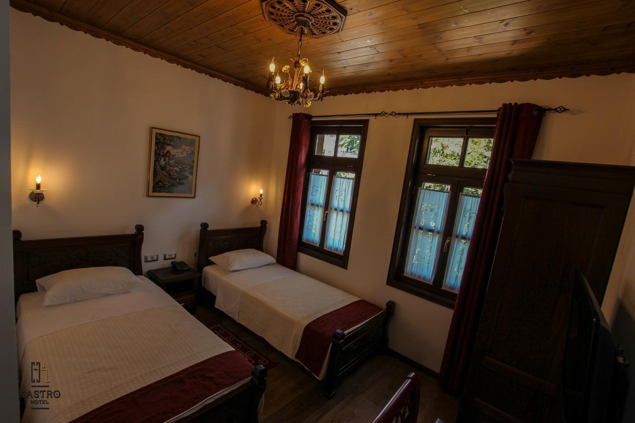 Hotel Kastro Gjirokaster Bagian luar foto